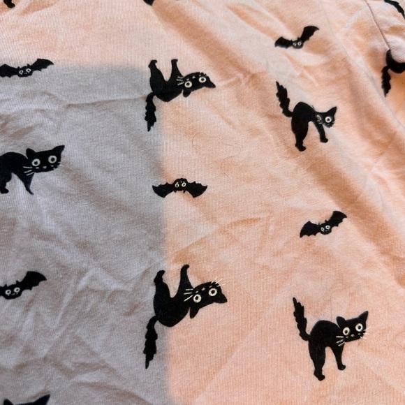 Old Navy Girls Pink Halloween Long Sleeve Fall Toddler Style - Picture 2 of 4